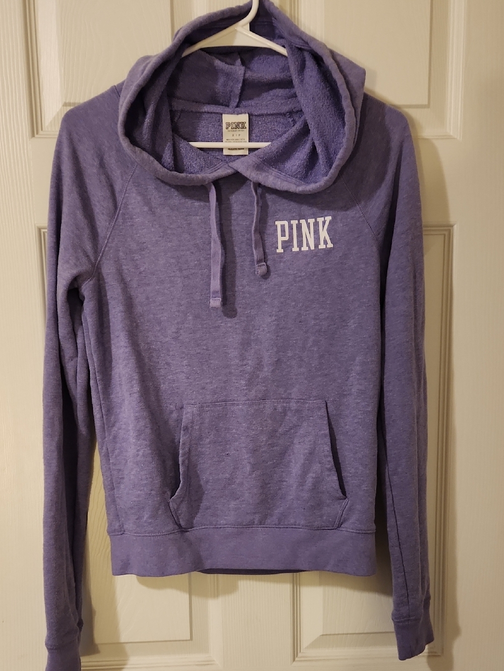 PINK Victoria's Secret Lavender Pullover Hoodie with Kangaroo Pocket S/P. SOFT